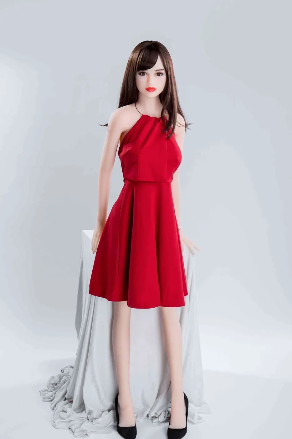 Zulmira Junqueira – Boneca personalizada de 168 cm em TPE, peito médio, cabeça 37 1