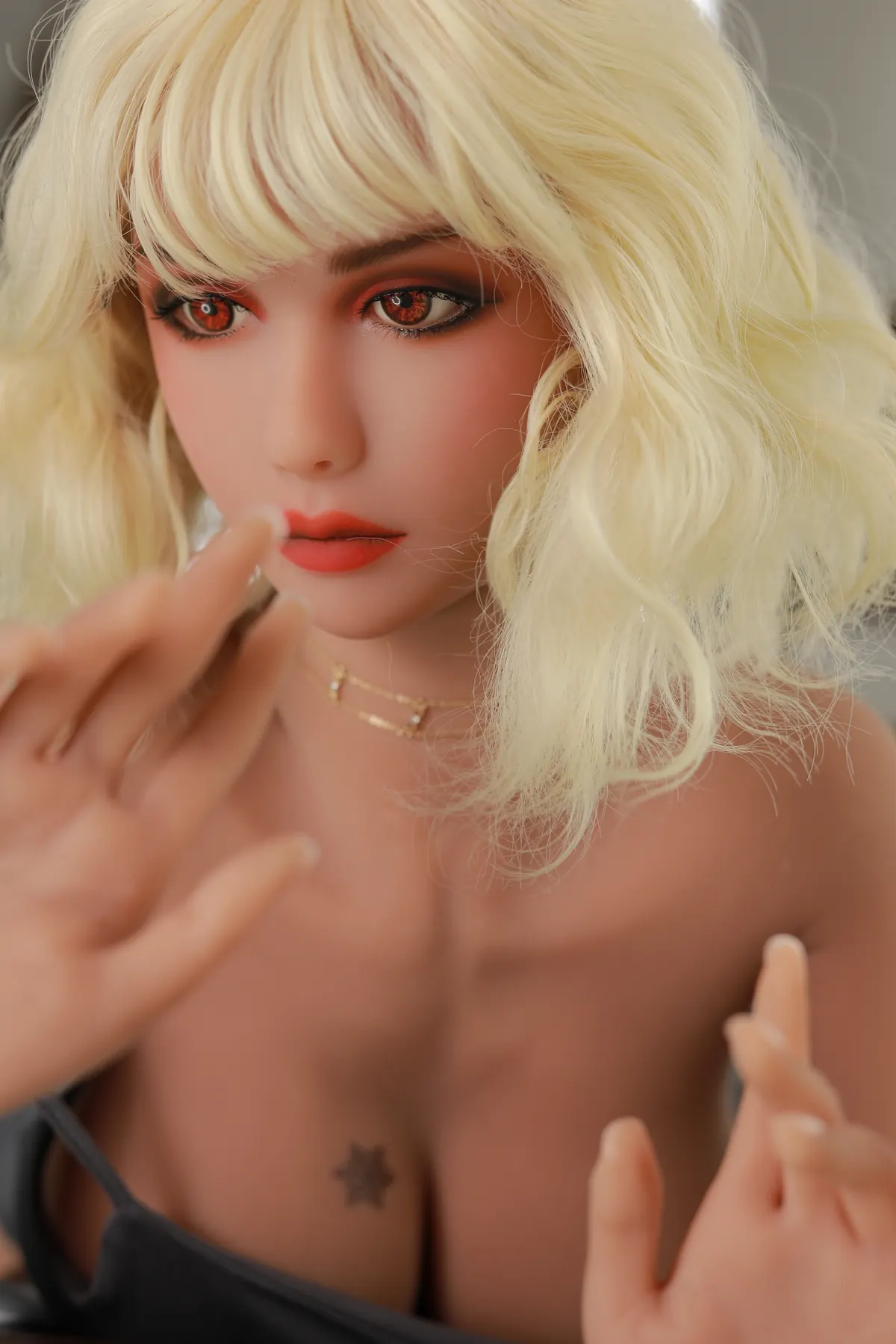 Carminda Gouveia – Boneca personalizada de 170 cm em TPE, cabeça 167 3