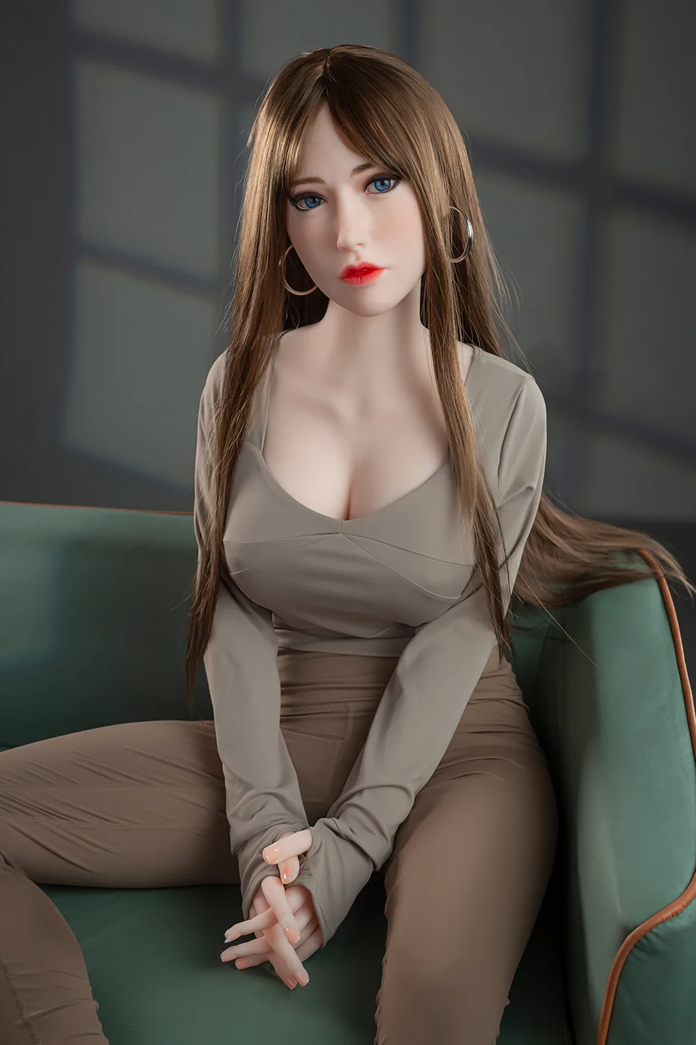Eulália – Boneca TPE 160 cm, copa D, rosto C9T – Stock UE 4
