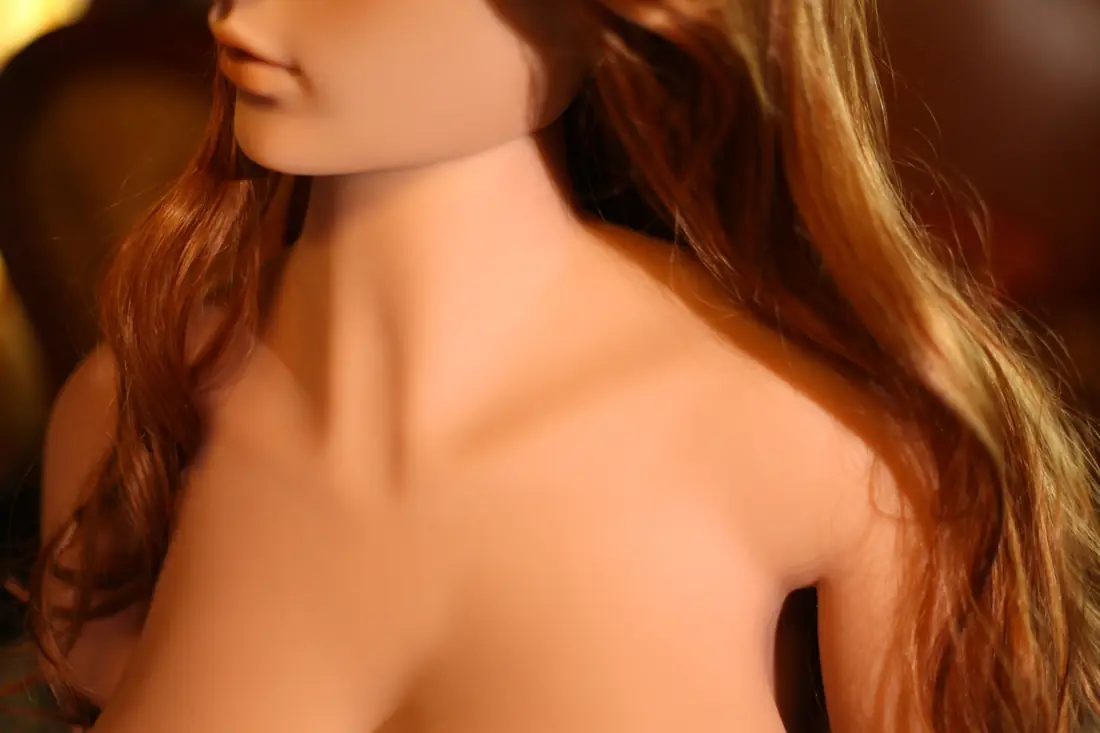 Joanna 158cm – Boneca CLM em TPE, tom negro product view