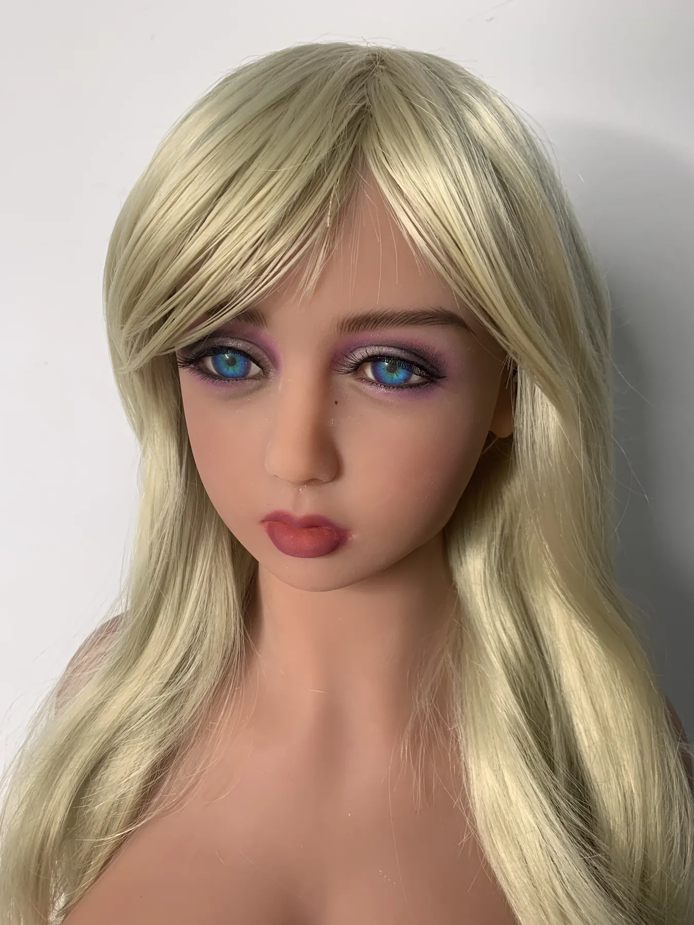 Celestina Gouveia – Boneca personalizada de 158 cm em TPE, cabeça 165 factory reference 3