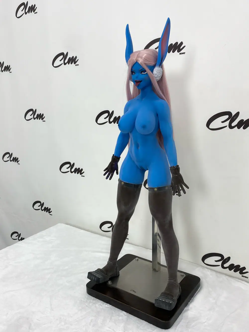 Si70cm MK Mila color reference 3