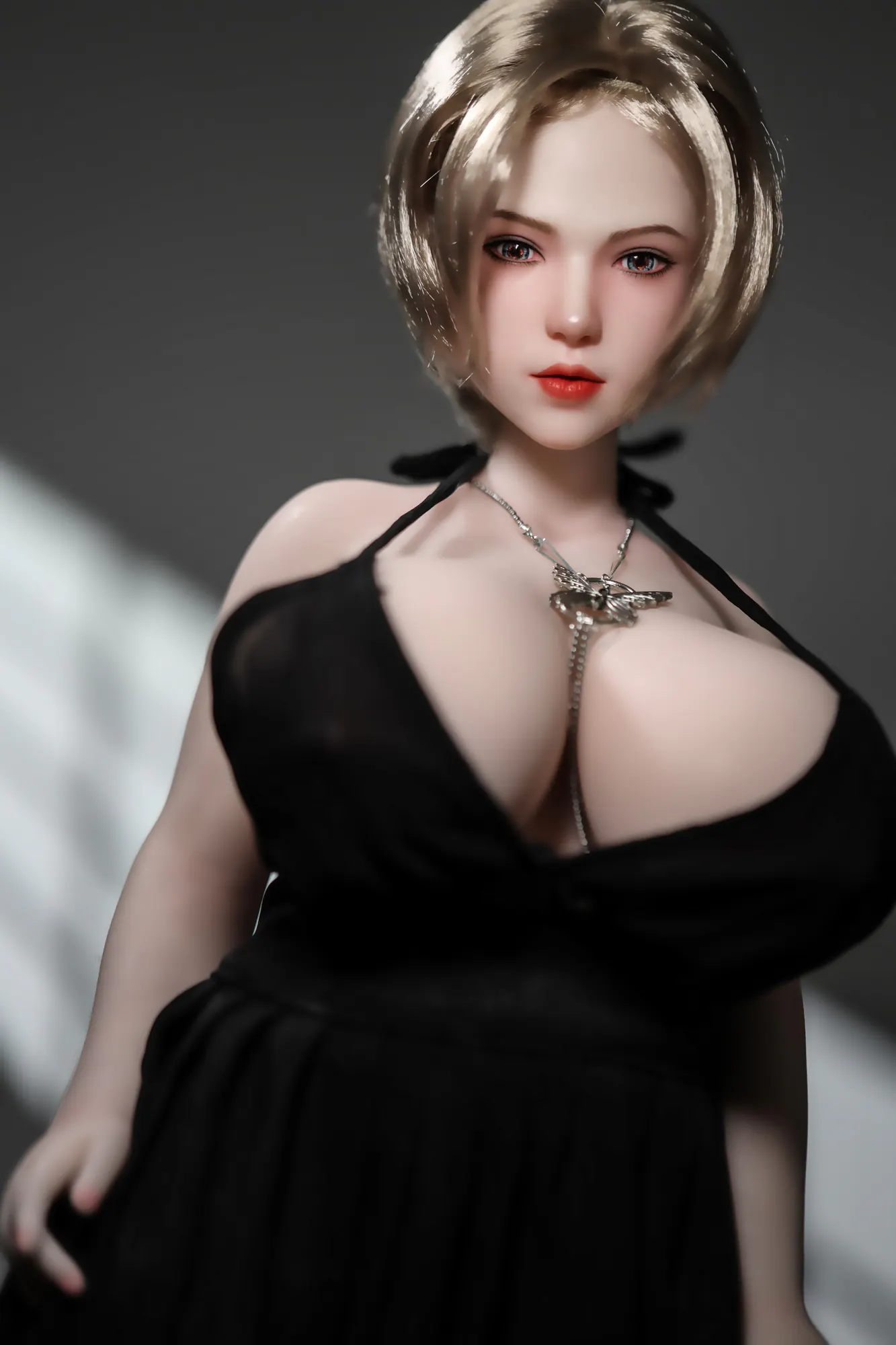 Si60cm XL Chace Cinnamon silicone doll view 7