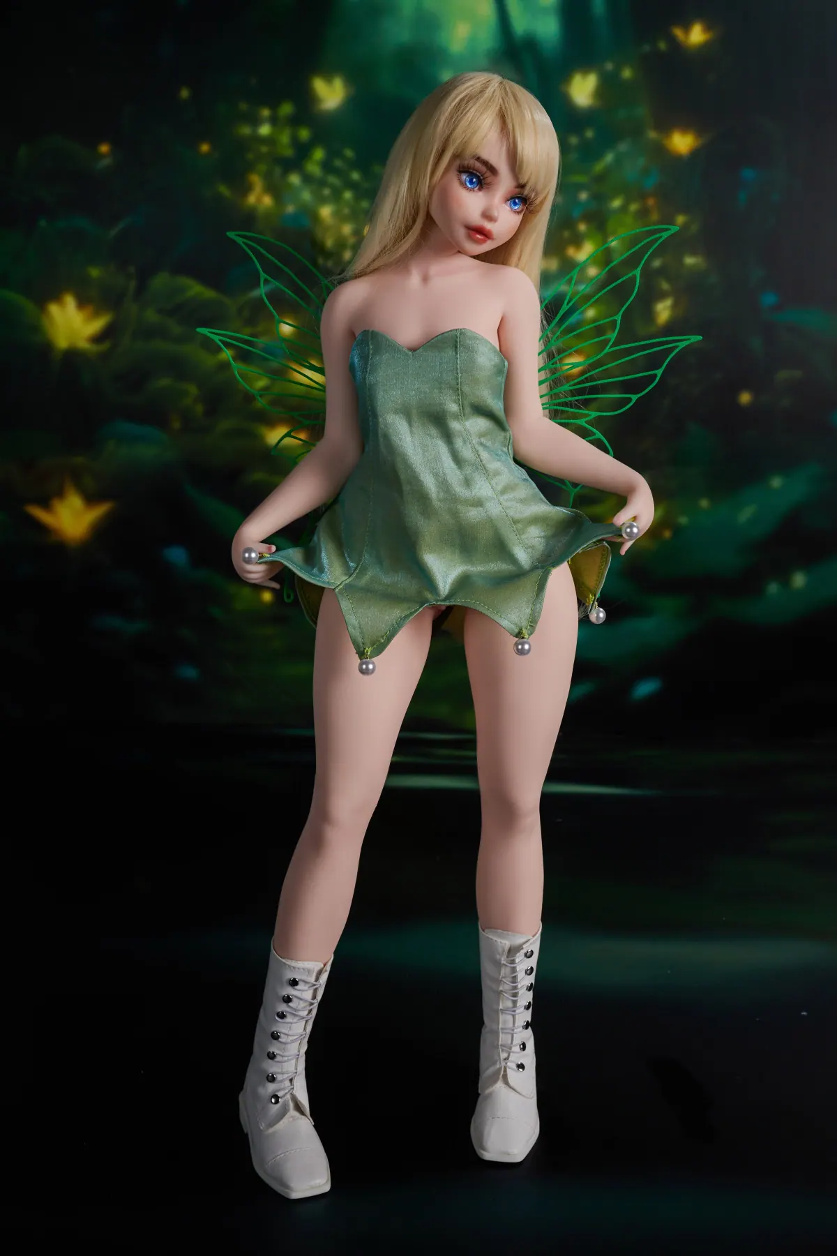 Si60cm XS Holly Cinnamon silicone doll view 5
